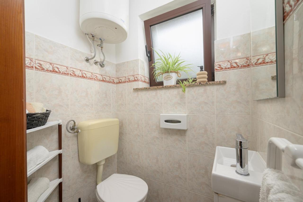 Holiday Apartment Ariella Krizanici Ngoại thất bức ảnh